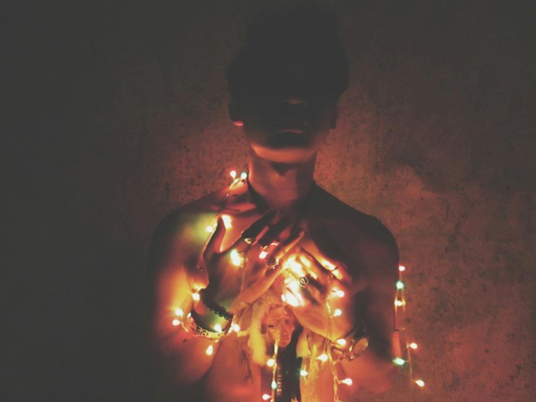 glow in the dark rave essentials
